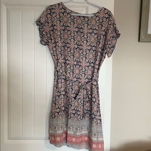 Beach lunch lounge patterned dress